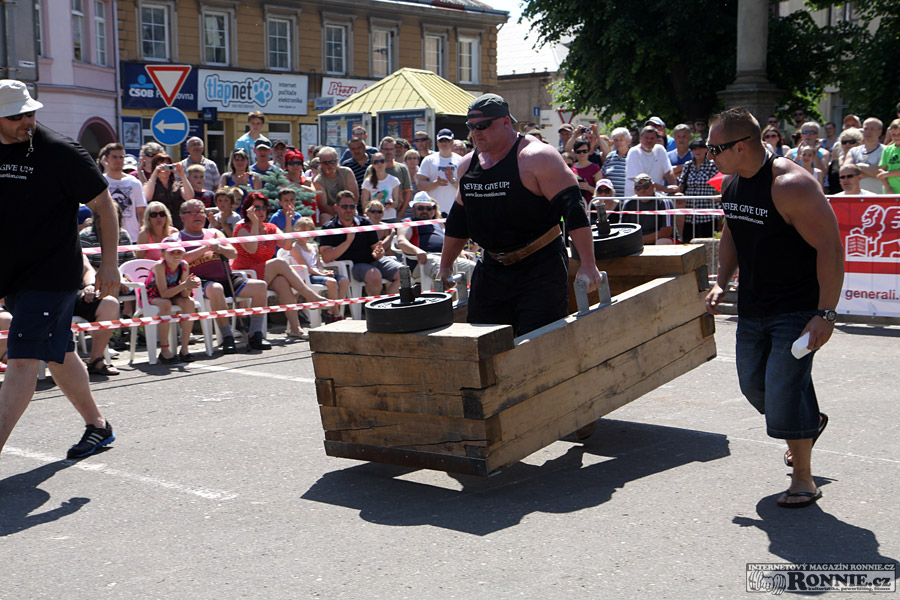 Strongman P�elou� 2015 - Josef Maza�