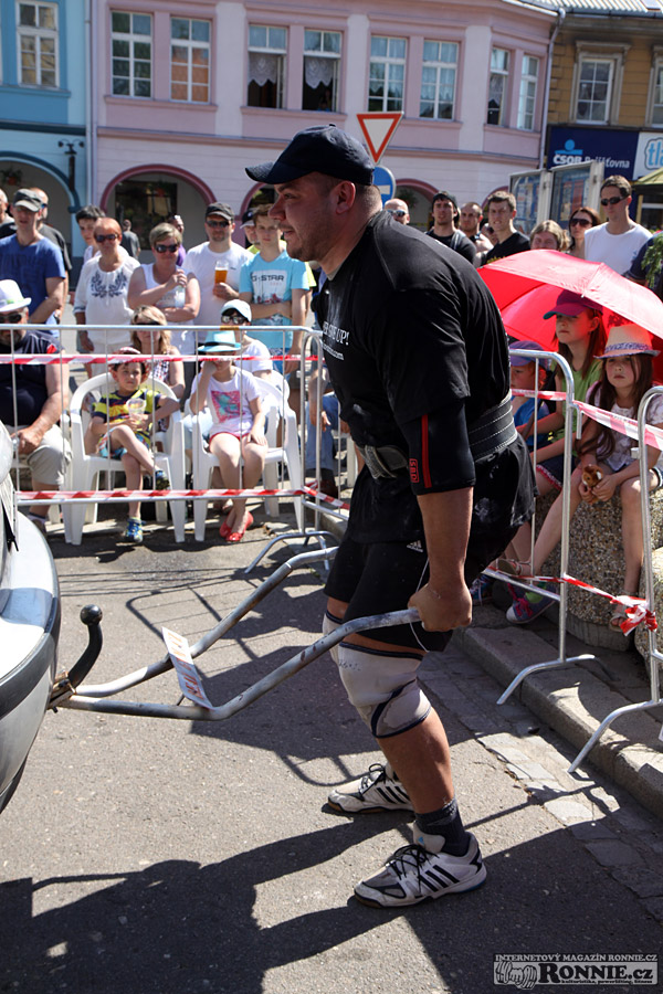 Strongman P�elou� 2015 - Michal Tich�
