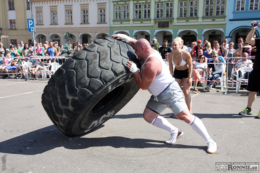 Strongman P�elou� 2015 - Jan �leis