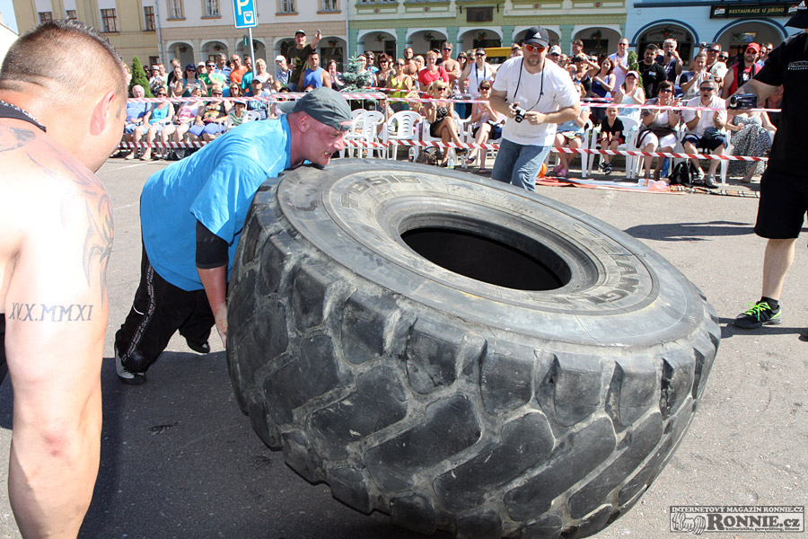 Strongman P�elou� 2015 - Josef Maza�