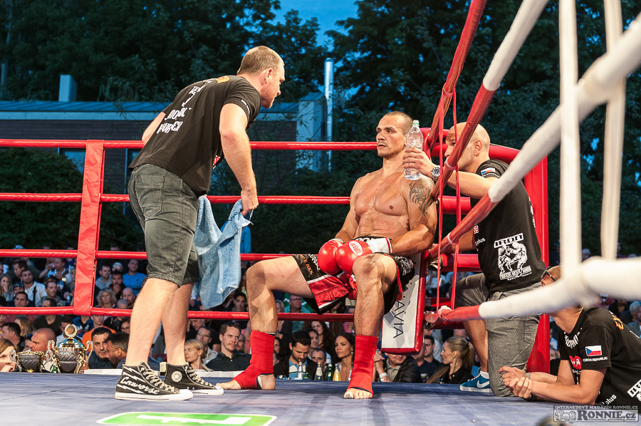 Yangame�s Fight Night 3 - report� a fotogalerie�