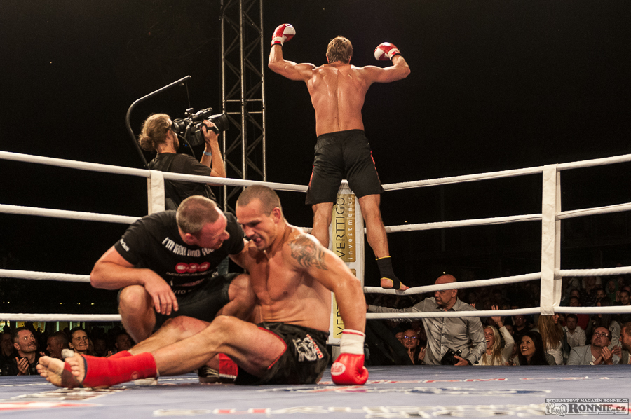 Yangame�s Fight Night 3�