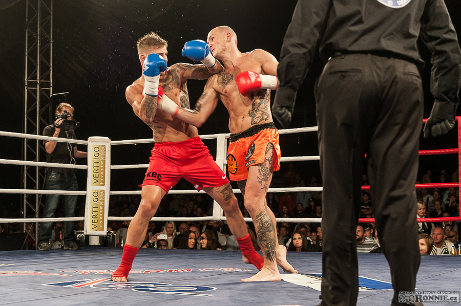 Yangame�s Fight Night 3�