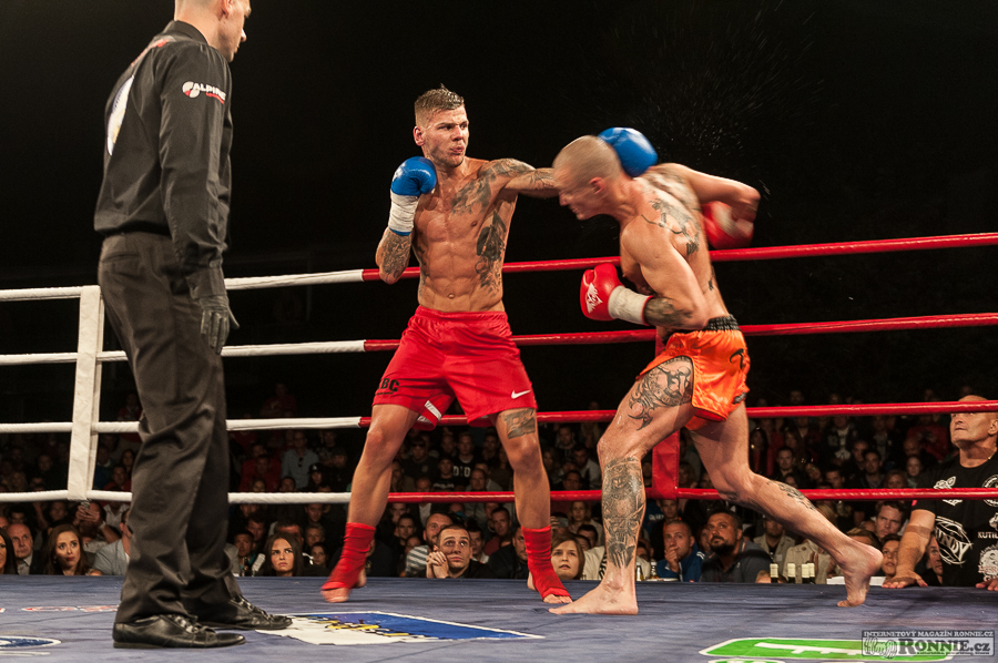 Yangame�s Fight Night 3�