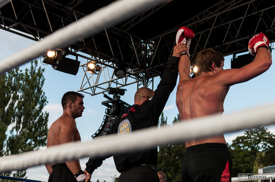 Yangame�s Fight Night 3 - report� a fotogalerie�
