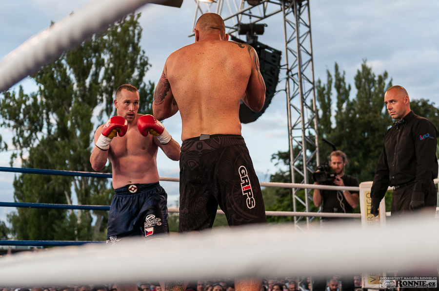Yangame�s Fight Night 3 - report� a fotogalerie�