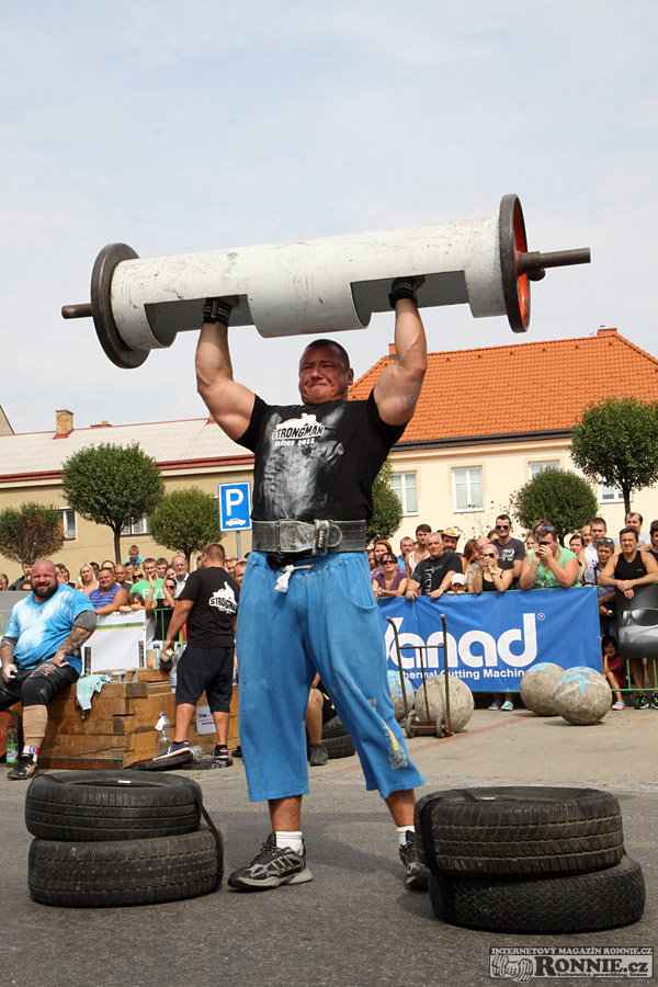 Europe Strongman Cup Gol��v Jen�kov 2015 - Pavel Zadra�il