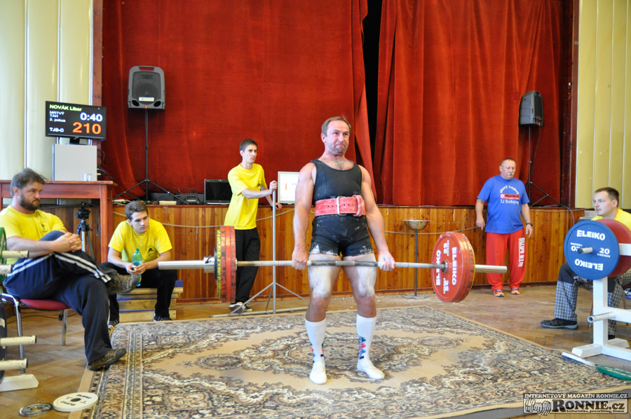 Mistrovstv� Moravy v silov�m trojboji dru�stev 2015