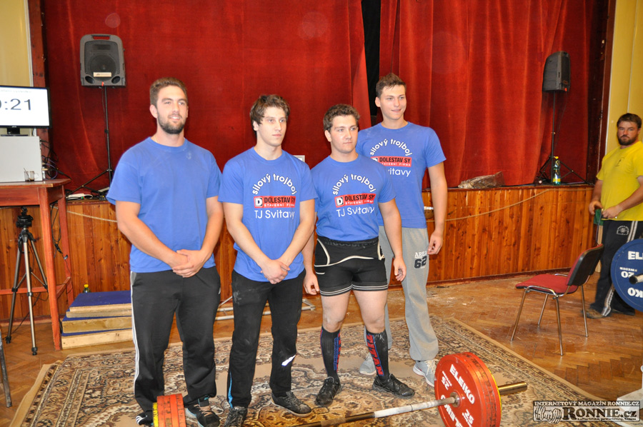 Mistrovstv� Moravy v silov�m trojboji dru�stev 2015