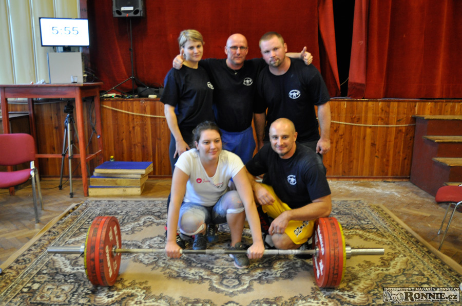Mistrovstv� Moravy v silov�m trojboji dru�stev 2015