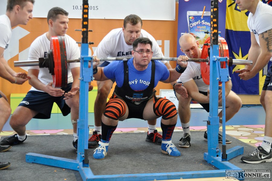 Mistrovstv� �R v silov�m trojboji dru�stev 2015