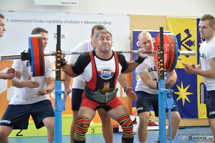 Mistrovstv� �R v silov�m trojboji dru�stev 2015