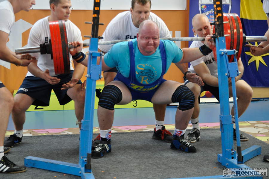 Mistrovstv� �R v silov�m trojboji dru�stev 2015