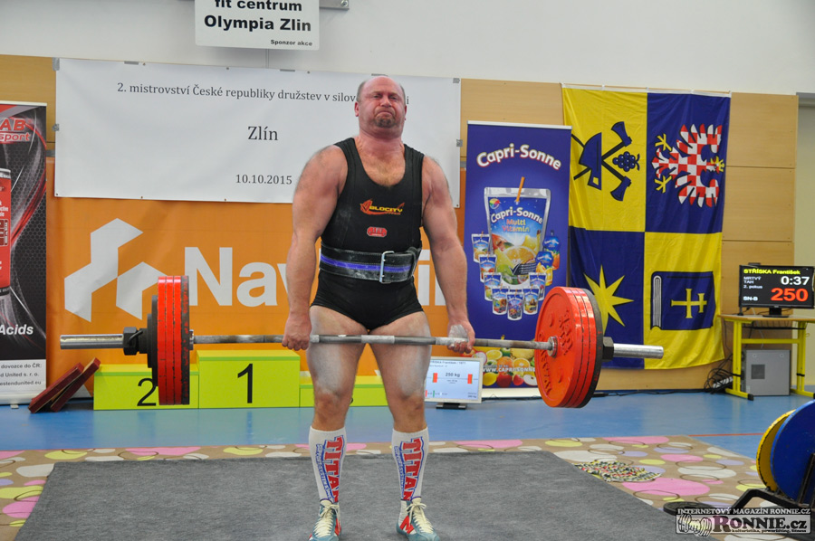 Mistrovstv� �R v silov�m trojboji dru�stev 2015