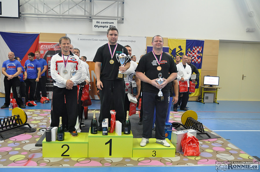 Mistrovstv� �R v silov�m trojboji dru�stev 2015