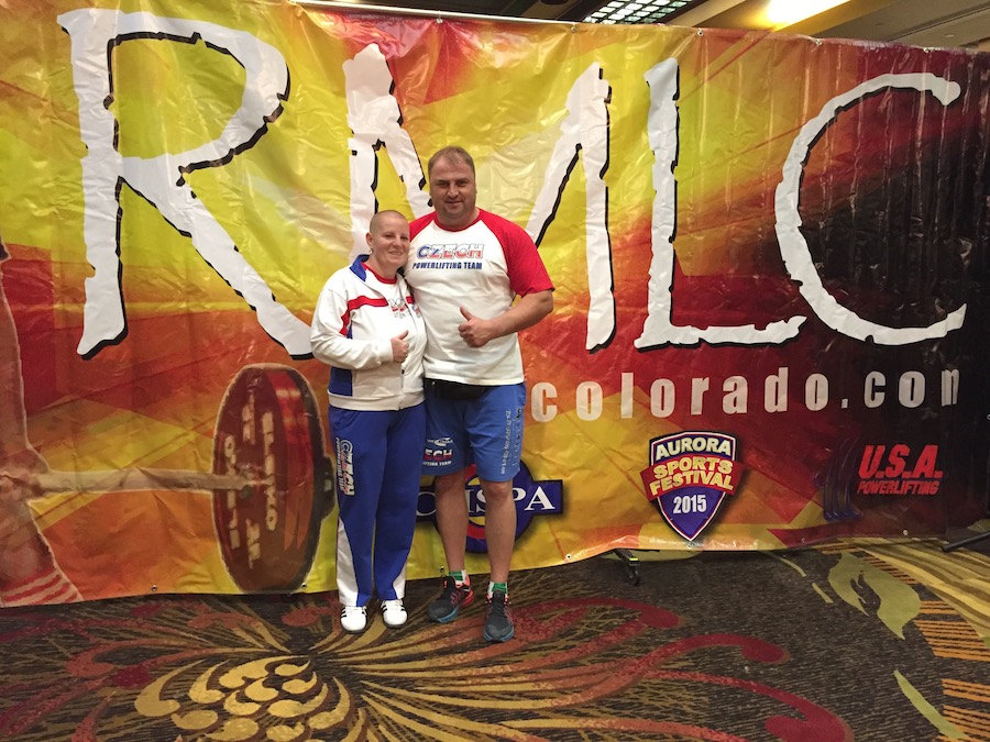 Mistrovstv� sv�ta v silov�m trojboji masters 2015 - Alena Kr�m��ov� a Petr Slani�ka
