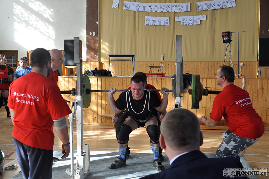 Mistrovstv� ji�n� Moravy v klasick�m (RAW) silov�m trojboji 2015