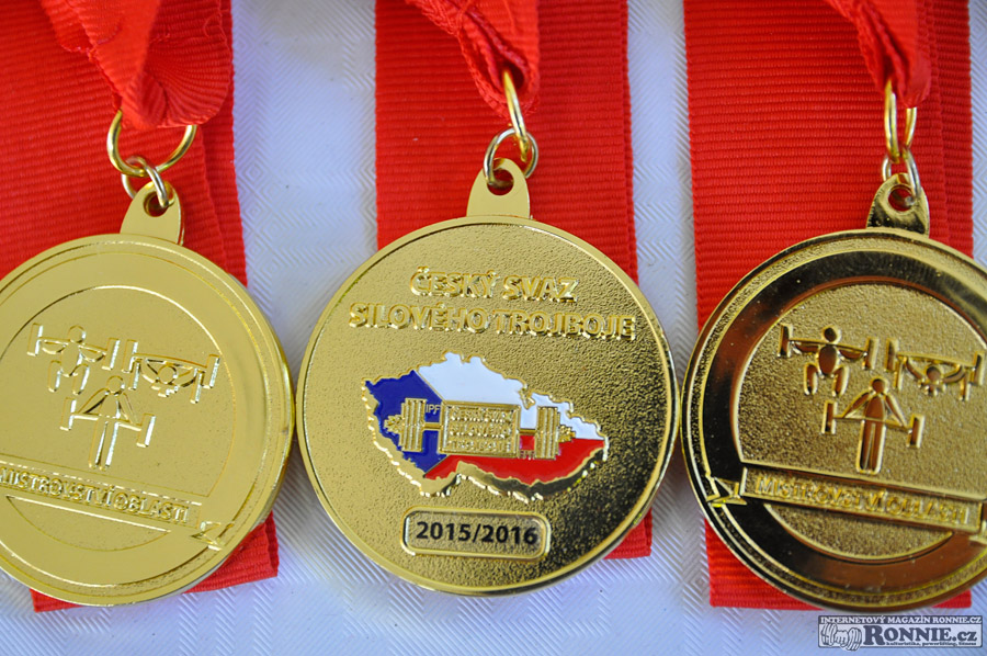 Mistrovstv� ji�n� Moravy v klasick�m (RAW) silov�m trojboji 2015