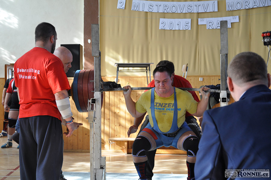Mistrovstv� ji�n� Moravy v klasick�m (RAW) silov�m trojboji 2015