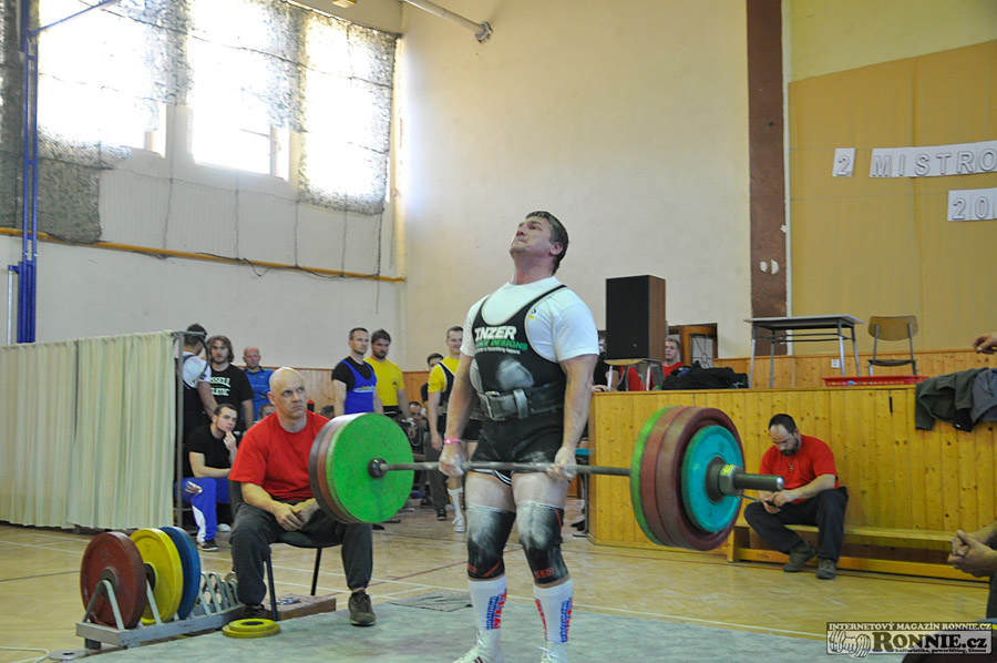 Mistrovstv� ji�n� Moravy v klasick�m (RAW) silov�m trojboji 2015