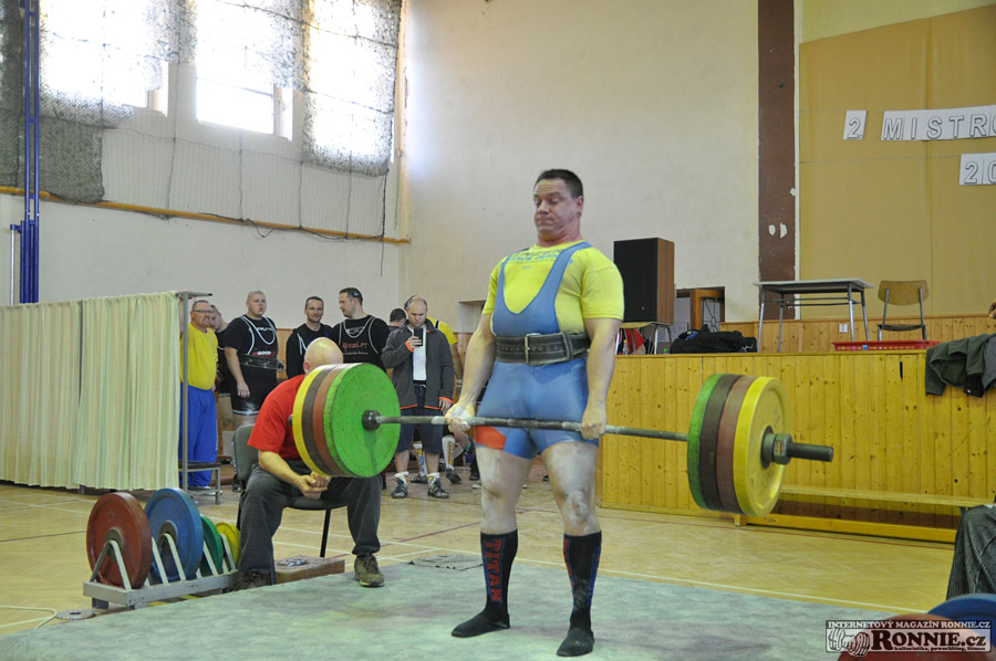 Mistrovstv� ji�n� Moravy v klasick�m (RAW) silov�m trojboji 2015
