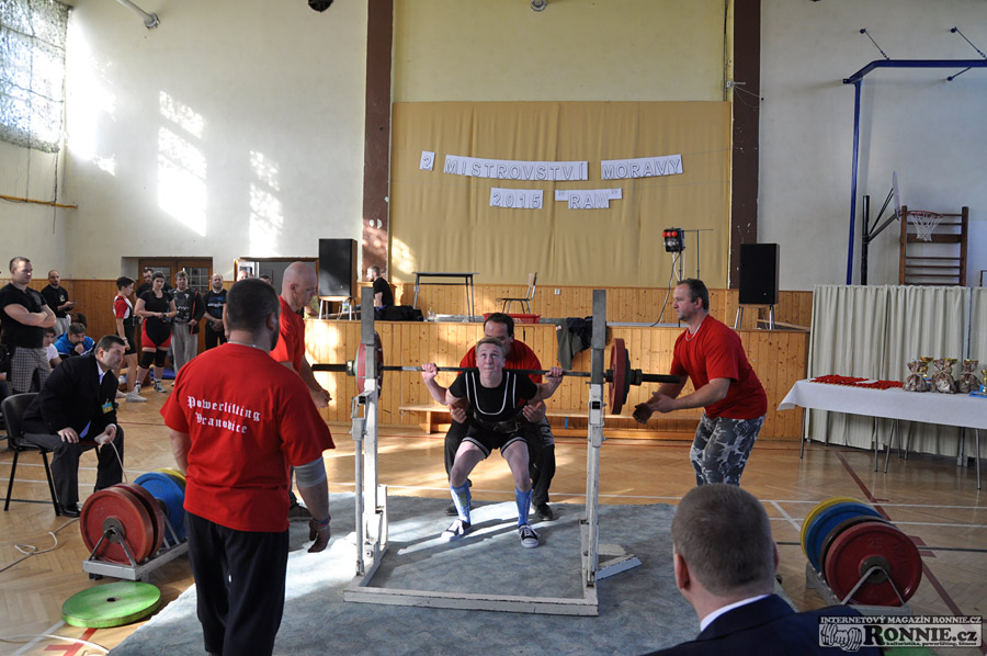 Mistrovstv� ji�n� Moravy v klasick�m (RAW) silov�m trojboji 2015