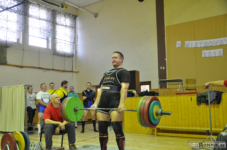 Mistrovstv� ji�n� Moravy v klasick�m (RAW) silov�m trojboji 2015