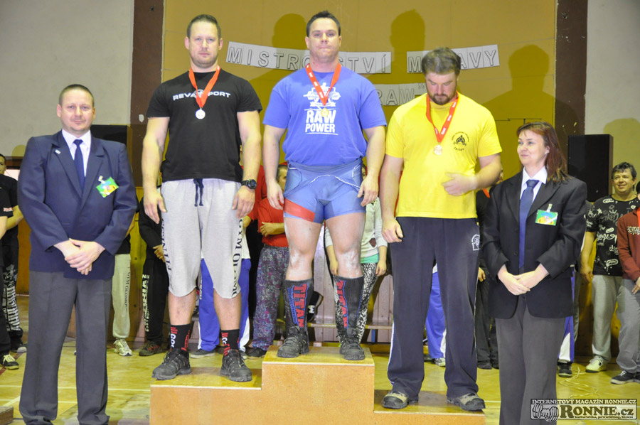 Mistrovstv� ji�n� Moravy v klasick�m (RAW) silov�m trojboji 2015