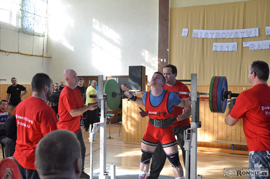 Mistrovstv� ji�n� Moravy v klasick�m (RAW) silov�m trojboji 2015