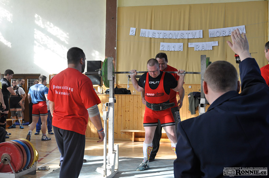 Mistrovstv� ji�n� Moravy v klasick�m (RAW) silov�m trojboji 2015