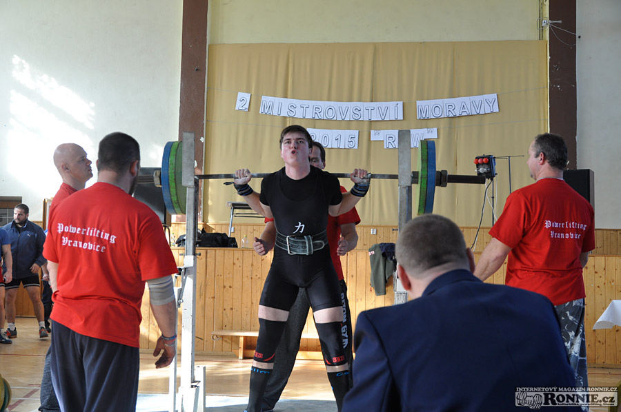 Mistrovstv� ji�n� Moravy v klasick�m (RAW) silov�m trojboji 2015