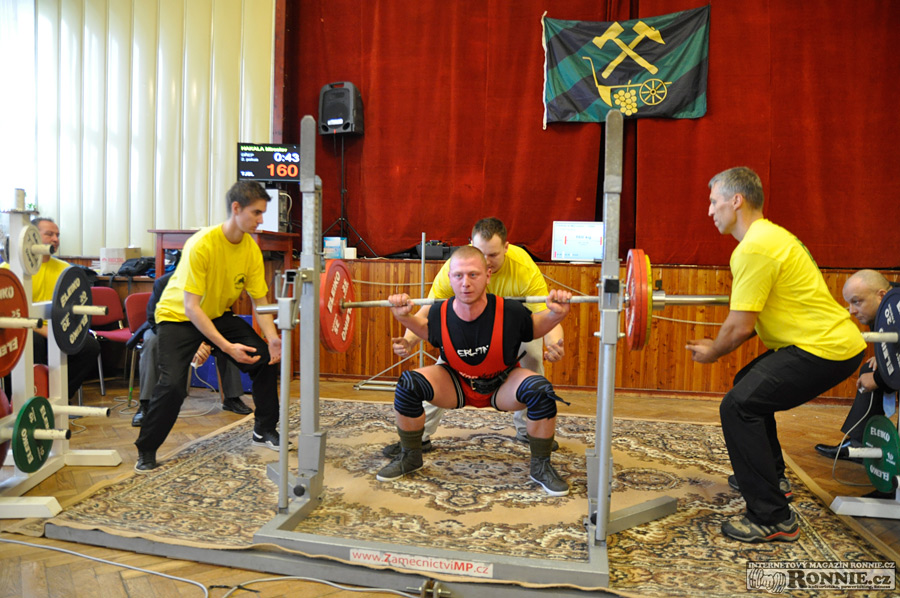 Mistrovstv� ji�n� Moravy v silov�m trojboji 2015