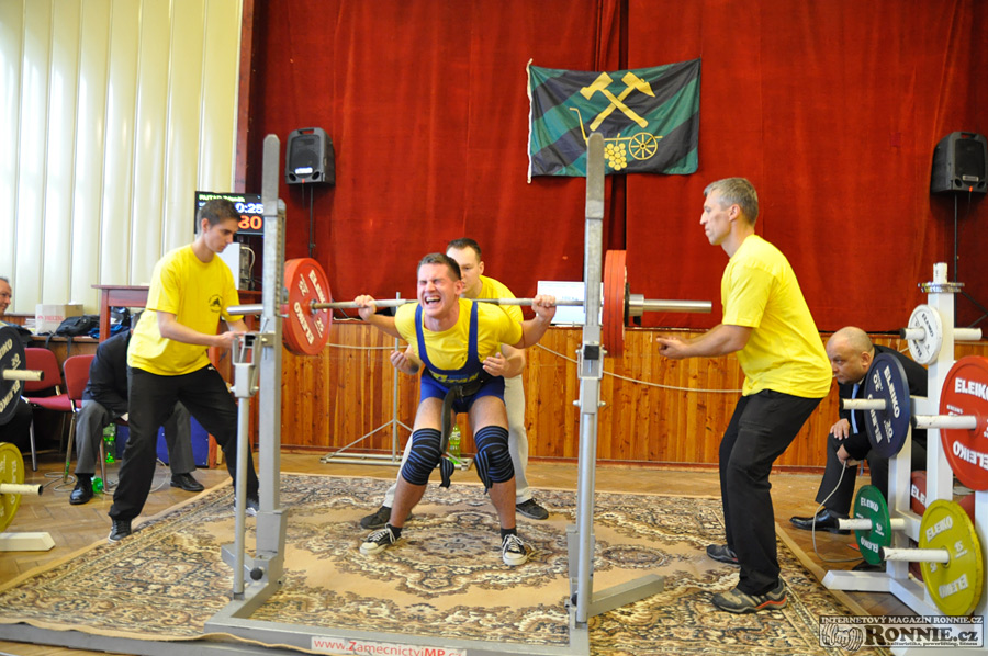Mistrovstv� ji�n� Moravy v silov�m trojboji 2015