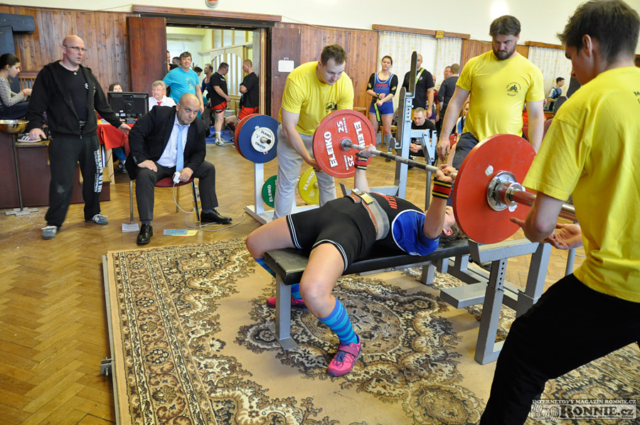 Mistrovstv� ji�n� Moravy v silov�m trojboji 2015