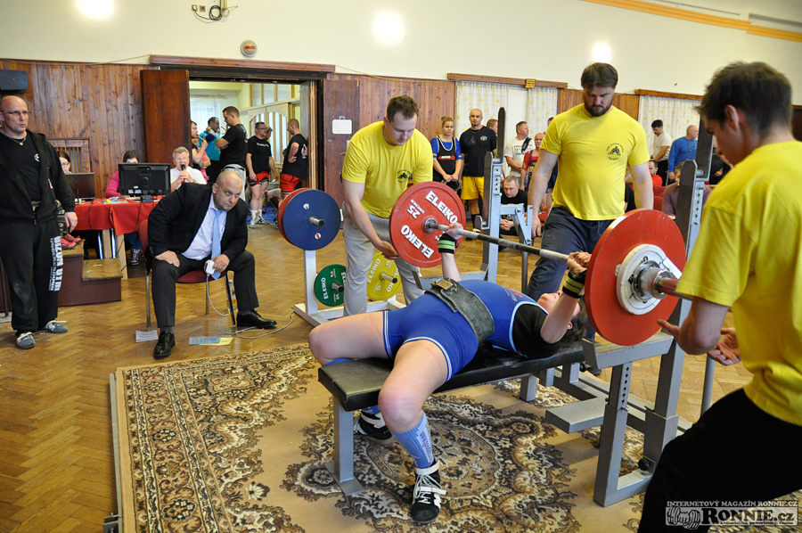 Mistrovstv� ji�n� Moravy v silov�m trojboji 2015