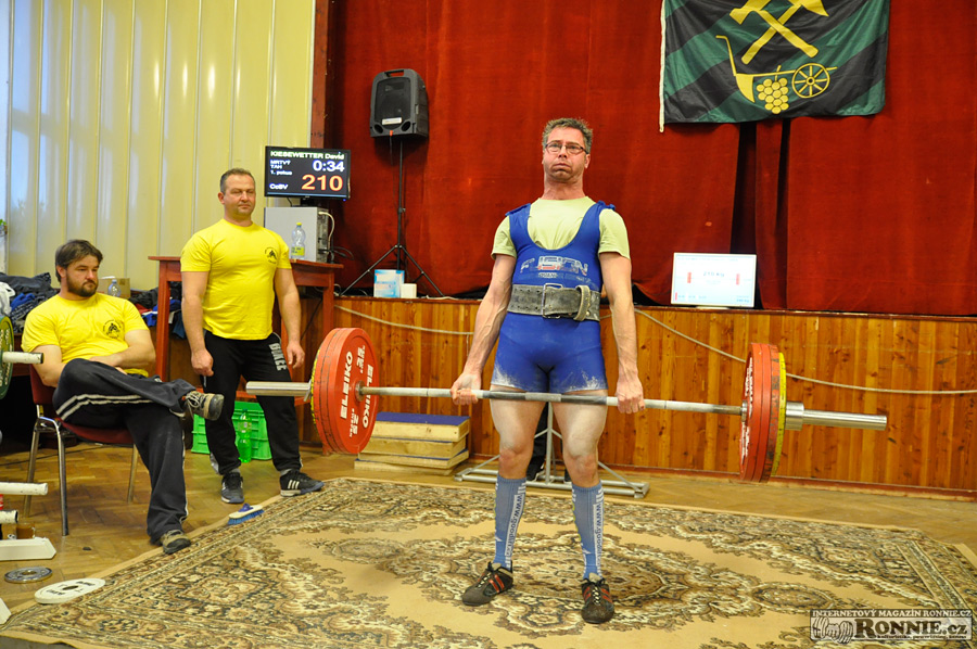 Mistrovstv� ji�n� Moravy v silov�m trojboji 2015
