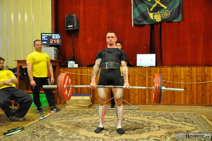 Mistrovstv� ji�n� Moravy v silov�m trojboji 2015