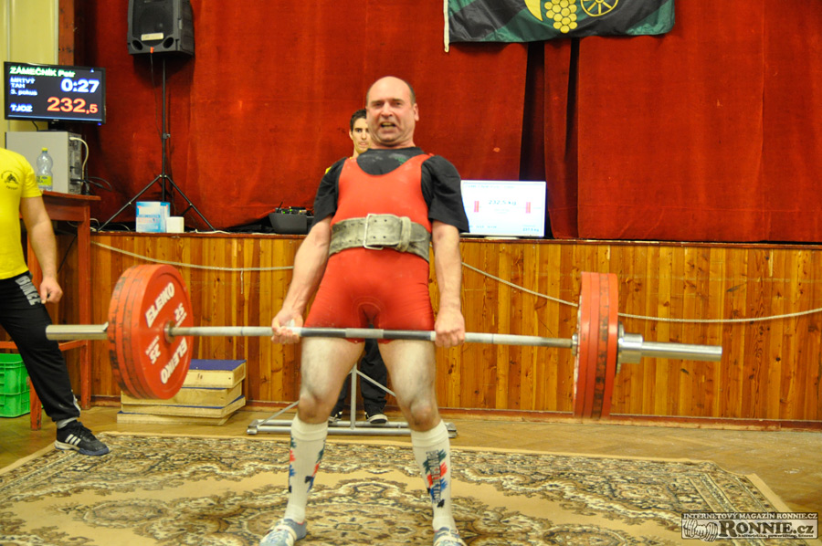 Mistrovstv� ji�n� Moravy v silov�m trojboji 2015