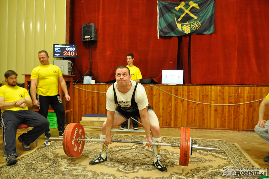 Mistrovstv� ji�n� Moravy v silov�m trojboji 2015