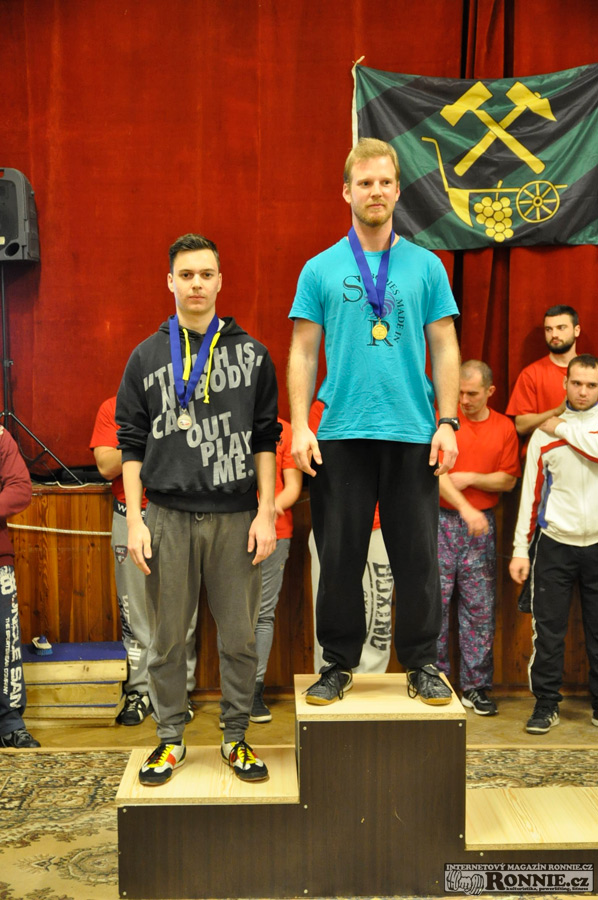 Mistrovstv� ji�n� Moravy v silov�m trojboji 2015
