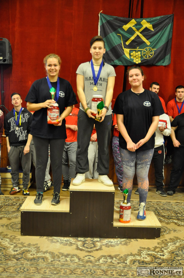 Mistrovstv� ji�n� Moravy v silov�m trojboji 2015