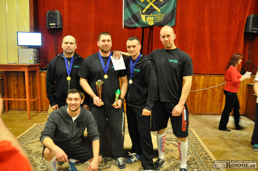 Mistrovstv� ji�n� Moravy v silov�m trojboji 2015