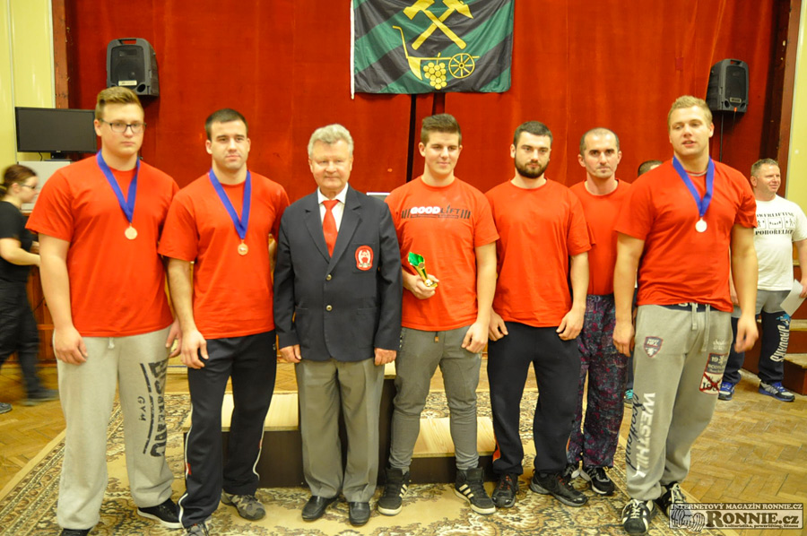 Mistrovstv� ji�n� Moravy v silov�m trojboji 2015