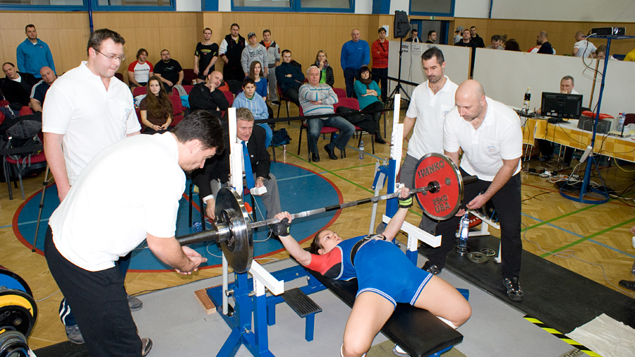 Mistrovstv� Moravy v bench-pressu 2015