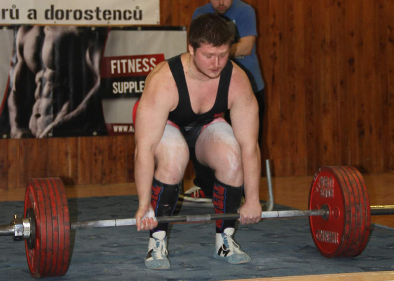 M�R v klasick�m (RAW) silov�m trojboji junior� a dorostu 2016