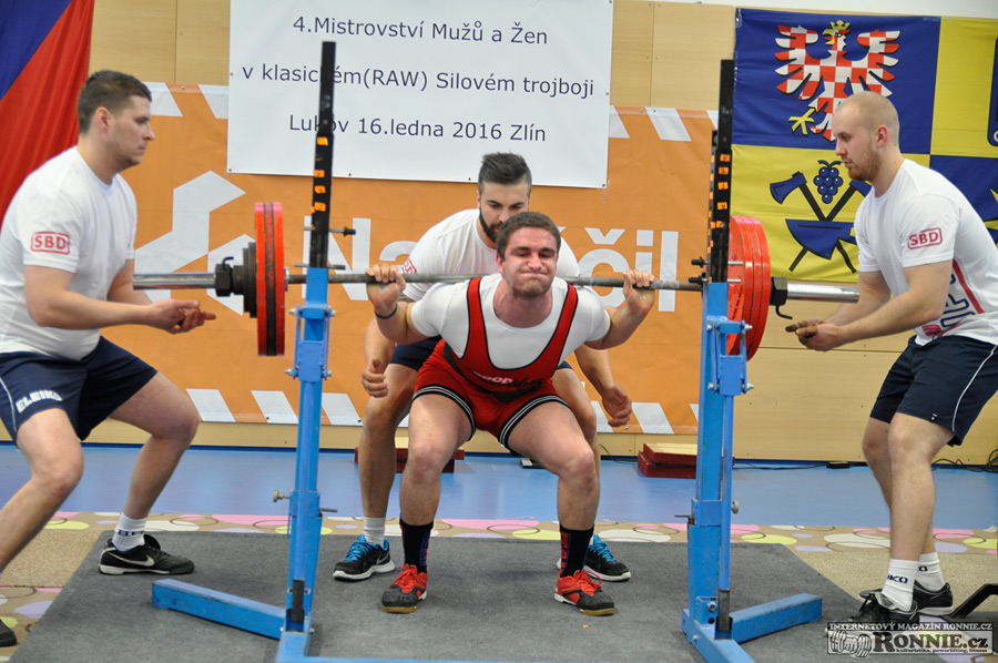 Mistrovstv� �R v klasick�m (RAW) silov�m trojboji mu�� a �en 2016