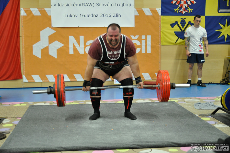 Mistrovstv� �R v klasick�m (RAW) silov�m trojboji mu�� a �en 2016