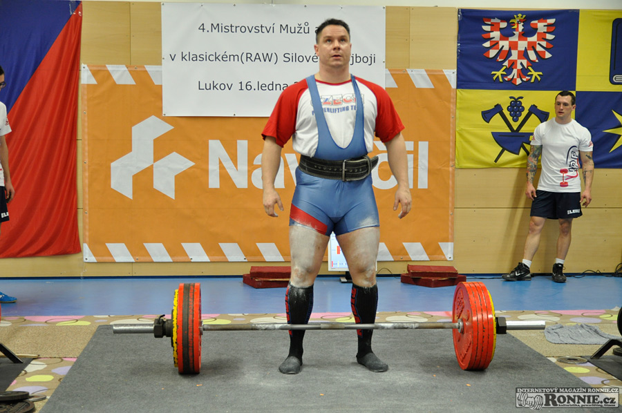 Mistrovstv� �R v klasick�m (RAW) silov�m trojboji mu�� a �en 2016