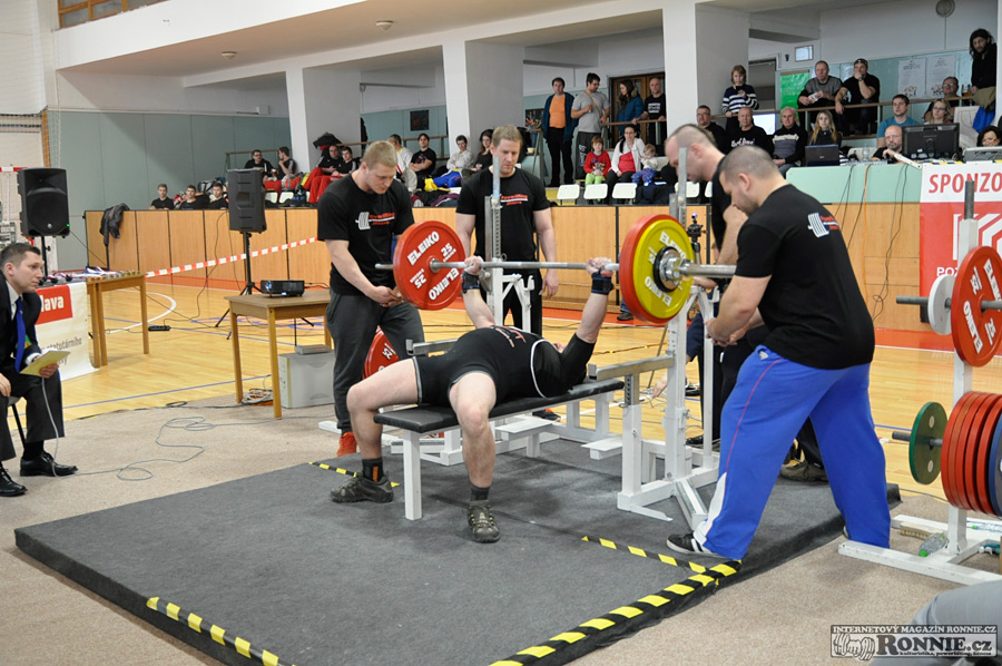 Mistrovstv� �R v bench-pressu masters, junior� a dorostu 2016