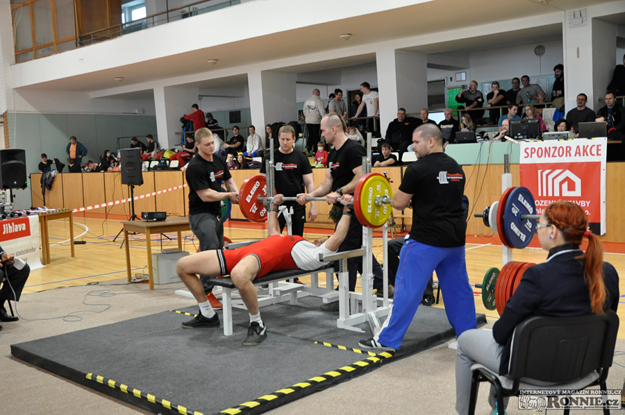 Mistrovstv� �R v bench-pressu masters, junior� a dorostu 2016